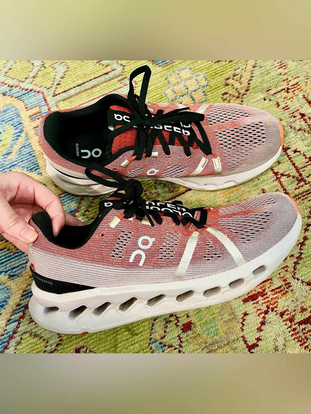 On Running Women’s Cloudsurfers Running Shoes - Picture 5 of 12